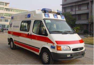 阿勒泰市救护车租赁